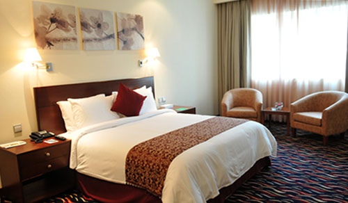Номер отеля Cassells Al Barsha Hotel 4* (Касселс Аль Барша Отель 4*) Фото отеля Cassells Al Barsha Hotel 4* (Касселс Аль Барша Отель 4*)