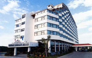 Отель Jomtien Holiday Hotel 3* (Джомтьен Холидей Отель 3*) Фото отеля Jomtien Holiday Hotel 3* (Джомтьен Холидей Отель 3*)