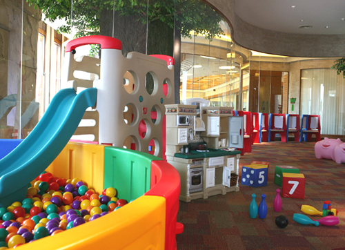 Мини-клуб отеля Centara Grand Mirage Beach Resort Pattaya 5* (Центара Гранд Мираж Бич Резорт Паттайя 5*) Фото отеля Centara Grand Mirage Beach Resort Pattaya 5* (Центара Гранд Мираж Бич Резорт Паттайя 5*)