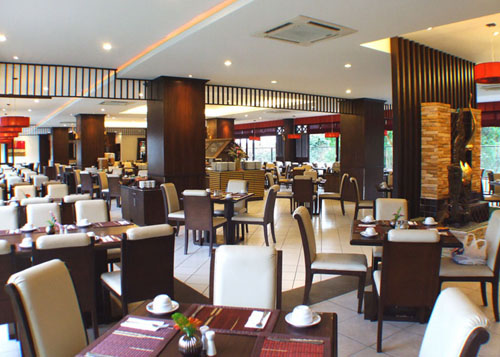 Ресторан отеля Mountain Beach Pattaya Hotel 3* (Маунтин Бич Паттайя Отель 3*) Фото отеля Mountain Beach Pattaya Hotel 3* (Маунтин Бич Паттайя Отель 3*)