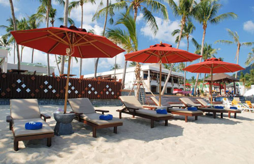 Пляж отеля Weekender Resort & Spa 3* (Викендер Резорт энд Спа 3*) Фото отеля Weekender Resort & Spa 3* (Викендер Резорт энд Спа 3*)