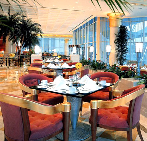 Ресторан отеля Hilton Sharjah 5* (Хилтон Шарджа 5*) Фото отеля Hilton Sharjah 5* (Хилтон Шарджа 5*)