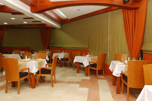 Ресторан отеля Verona Resort Sharjah 3* (Верона Резорт Шарджа 3*) Фото отеля Verona Resort Sharjah 3* (Верона Резорт Шарджа 3*)