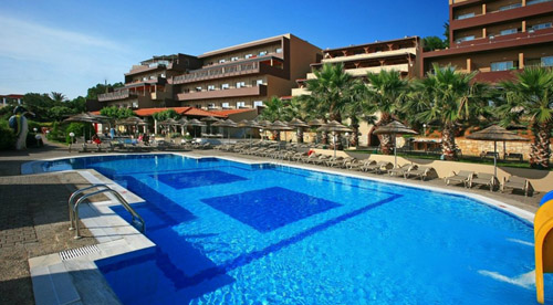 Бассейн отеля Blue Bay Resort & Spa Hotel 4* (Блю Бей Резорт энд Спа Отель 4*) Фото отеля Blue Bay Resort & Spa Hotel 4* (Блю Бей Резорт энд Спа Отель 4*)