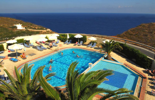Бассейн отеля Blue Bay Resort & Spa Hotel 4* (Блю Бей Резорт энд Спа Отель 4*) Фото отеля Blue Bay Resort & Spa Hotel 4* (Блю Бей Резорт энд Спа Отель 4*)