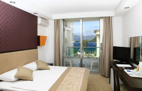 Номер отеля Munamar Beach Residence 5* (Мунамар Бич Резиденс 5*) Фото отеля Munamar Beach Residence 5* (Мунамар Бич Резиденс 5*)