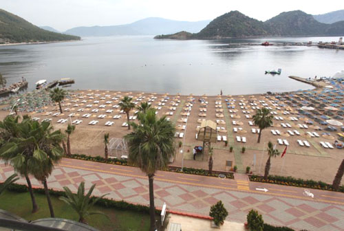 Пляж отеля Munamar Beach Residence 5* (Мунамар Бич Резиденс 5*) Фото отеля Munamar Beach Residence 5* (Мунамар Бич Резиденс 5*)