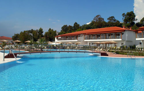 Бассейн отеля Alexandros Palace Hotel & Suites 5* (Александрос Палас Отель энд Сьютс 5*) Фото отеля Alexandros Palace Hotel & Suites 5* (Александрос Палас Отель энд Сьютс 5*)
