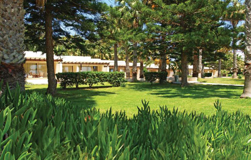 Бунгало отеля Nissi Beach Resort 4* (Нисси Бич Резорт 4*) Фото отеля Nissi Beach Resort 4* (Нисси Бич Резорт 4*)