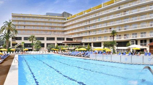Бассейн отеля GHT Oasis Park & Spa 4* (ГХТ Оазис Парк энд Спа 4*) Фото отеля GHT Oasis Park & Spa 4* (ГХТ Оазис Парк энд Спа 4*)