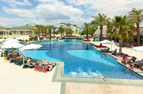 Бассейн отеля Alva Donna Exclusive Hotel & Spa 5* (Альва Донна Эксклюзив Отель энд Спа 5*) Фото отеля Alva Donna Exclusive Hotel & Spa 5* (Альва Донна Эксклюзив Отель энд Спа 5*)