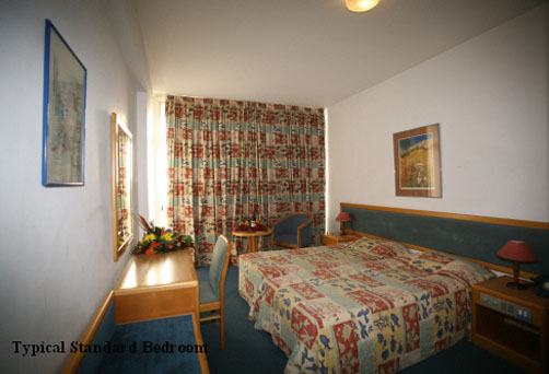 Номер отеля Caravel Hotel 2* (Каравел Отель 2*) Фото отеля Caravel Hotel 2* (Каравел Отель 2*)