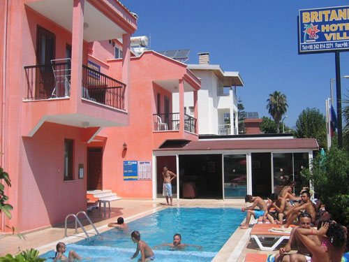 Бассейн отеля Britannia Hotel & Villas 3* (Британия Отель энд Виллас 3*) Фото отеля Britannia Hotel & Villas 3* (Британия Отель энд Виллас 3*)
