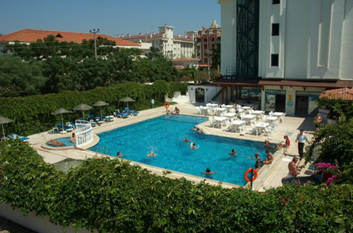Бассейн отеля Seray Hotel 4* (Серай Отель 4*) Фото отеля Seray Hotel 4* (Серай Отель 4*)