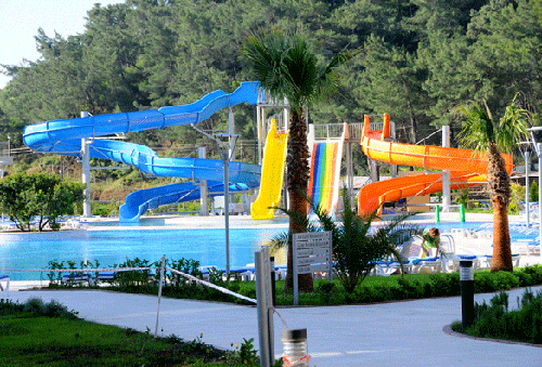 Водные горки отеля Green Nature Resort & Spa 5* (Грин Натур Резорт энд Спа 5*) Фото отеля Green Nature Resort & Spa 5* (Грин Натур Резорт энд Спа 5*)