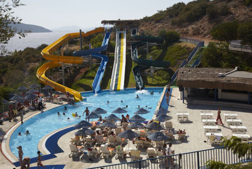 Водные горки отеля Bodrum Holiday Resort & Spa 5* (Бодрум Холидей Резорт энд Спа 5*) Фото отеля Bodrum Holiday Resort & Spa 5* (Бодрум Холидей Резорт энд Спа 5*)