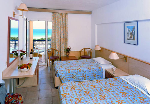 Номер отеля Aqua Dora Resort & Spa 4* (Аква Дора Резорт энд Спа 4*) Фото отеля Aqua Dora Resort & Spa 4* (Аква Дора Резорт энд Спа 4*)