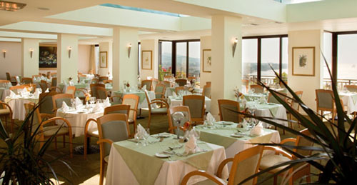 Ресторан отеля Amathus Beach Hotel Rhodes 5* (Аматус Бич Отель Родос 5*) Фото отеля Amathus Beach Hotel Rhodes 5* (Аматус Бич Отель Родос 5*)