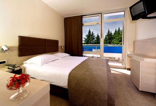 Номер отеля Laguna Mediteran Hotel 3* (Лагуна Медитеран Отель 3*) Фото отеля Laguna Mediteran Hotel 3* (Лагуна Медитеран Отель 3*)
