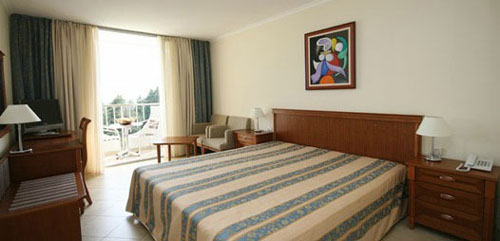 Номер отеля Mediteran Hotel 4* (Медитеран Отель 4*) Фото отеля Mediteran Hotel 4* (Медитеран Отель 4*)