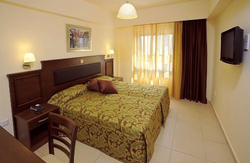 Номер отеля Euronapa Hotel 3* (Евронапа Отель 3*) Фото отеля Euronapa Hotel 3* (Евронапа Отель 3*)