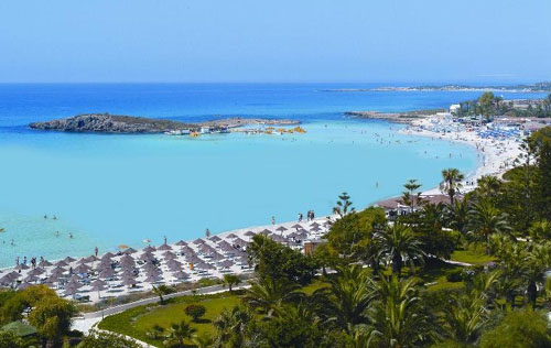 Пляж отеля Nissiana Hotel & Bungalows 3* (Ниссиана Отель и Бунгало 3*) Фото отеля Nissiana Hotel & Bungalows 3* (Ниссиана Отель и Бунгало 3*)