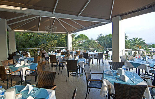Ресторан отеля Jacaranda Club & Resort 5* (Джакаранда Клуб энд Резорт 5*) Фото отеля Jacaranda Club & Resort 5* (Джакаранда Клуб энд Резорт 5*)