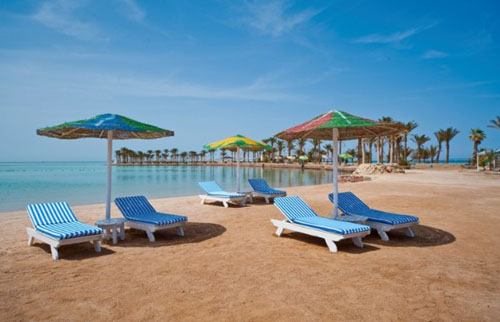 Пляж отеля Festival Shedwan Golden Beach Resort 3* (Фестиваль Шедван Голден Бич Резорт 3*) Фото отеля Festival Shedwan Golden Beach Resort 3* (Фестиваль Шедван Голден Бич Резорт 3*)