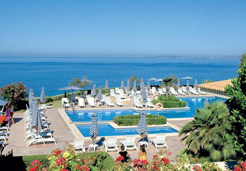 Бассейн отеля Best Delta 4* (Бест Дельта 4*) Фото отеля Best Delta 4* (Бест Дельта 4*)