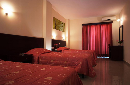 Номер отеля Evripides Village Beach 4* (Эврипидис Вилладж Бич 4*) Фото отеля Evripides Village Beach 4* (Эврипидис Вилладж Бич 4*)