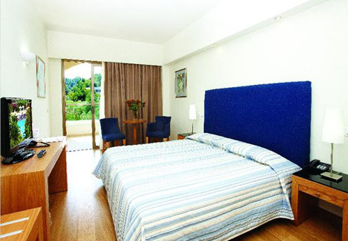 Номер отеля Kassandra Palace Hotel & Spa 5* (Кассандра Палас Отель энд Спа 5*) Фото отеля Kassandra Palace Hotel & Spa 5* (Кассандра Палас Отель энд Спа 5*)