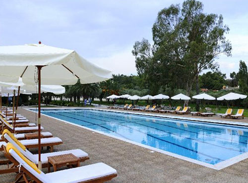 Бассейн отеля Kassandra Palace Hotel & Spa 5* (Кассандра Палас Отель энд Спа 5*) Фото отеля Kassandra Palace Hotel & Spa 5* (Кассандра Палас Отель энд Спа 5*)