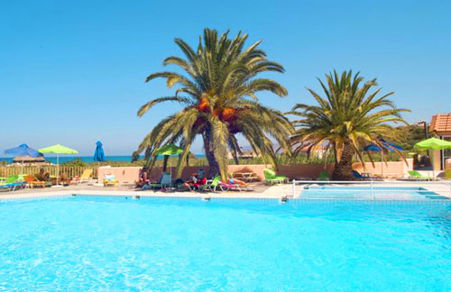Бассейн отеля Fereniki Holiday Resort & Spa 3* (Ференики Холидей Резорт энд Спа 3*) Фото отеля Fereniki Holiday Resort & Spa 3* (Ференики Холидей Резорт энд Спа 3*)