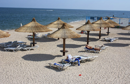 Пляж отеля «Ореанда» (Бердянск, Азовское море, Запорожская область) Фото отеля «Ореанда» (Бердянск, Азовское море, Запорожская область)
