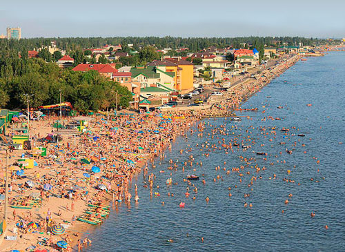 Пляж отеля «Максим» (Бердянск, Азовское море, Запорожская область) Фото отеля «Максим» (Бердянск, Азовское море, Запорожская область)