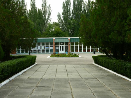 Детский лагерь «Дельфин» (Скадовск, Херсонская область, Украина) Фото детского лагеря «Дельфин» (Скадовск, Херсонская область, Украина)