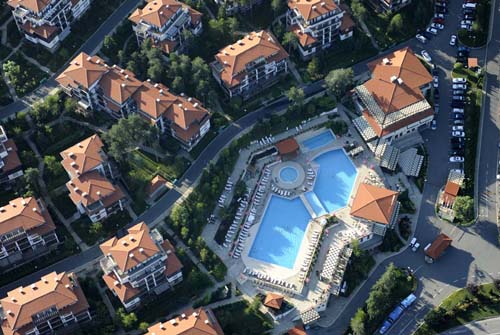 Бассейн отеля Санта Марина 4* (Santa Marina 4*) Фото отеля Санта Марина 4* (Santa Marina 4*)