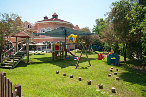 Детская площадка отеля Sirene Belek Hotel 5* (Сирена Белек Отель 5*) Фото отеля Sirene Belek Hotel 5* (Сирена Белек Отель 5*)