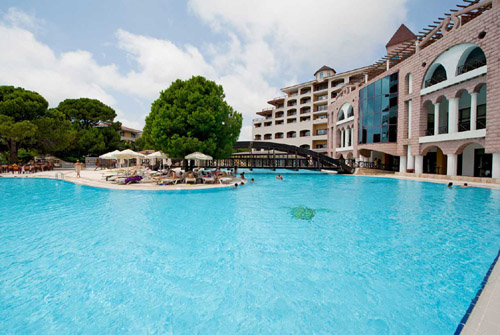 Бассейн отеля Sirene Belek Hotel 5* (Сирена Белек Отель 5*) Фото отеля Sirene Belek Hotel 5* (Сирена Белек Отель 5*)