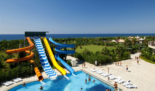 Водные горки отеля Amelia Beach Resort Hotel & Spa 5* (Амелия Бич Резорт Отель энд Спа 5*) Фото отеля Amelia Beach Resort Hotel & Spa 5* (Амелия Бич Резорт Отель энд Спа 5*)