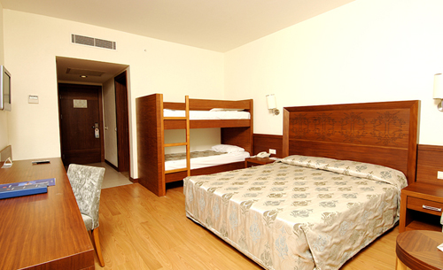 Номер Family Room отеля Amelia Beach Resort Hotel & Spa 5* (Амелия Бич Резорт Отель энд Спа 5*) Фото отеля Amelia Beach Resort Hotel & Spa 5* (Амелия Бич Резорт Отель энд Спа 5*)
