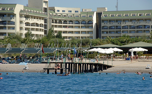Пляж отеля Amelia Beach Resort Hotel & Spa 5* (Амелия Бич Резорт Отель энд Спа 5*) Фото отеля Amelia Beach Resort Hotel & Spa 5* (Амелия Бич Резорт Отель энд Спа 5*)