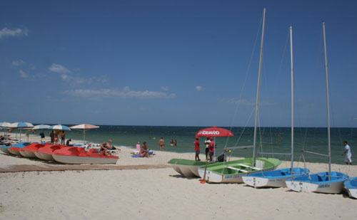 Пляж отеля El Mouradi Club Selima 3* (Эль Муради Клаб Селима 3*) Фото отеля El Mouradi Club Selima 3* (Эль Муради Клаб Селима 3*)