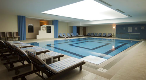 Крытый бассейн отеля Harrington Park Resort 5* (Харрингтон Парк Резорт 5*) Фото отеля Harrington Park Resort 5* (Харрингтон Парк Резорт 5*)