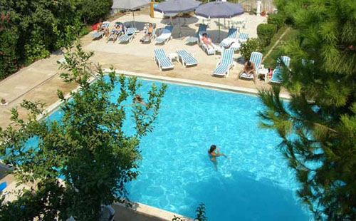 Бассейн отеля Konar & Doruk Hotel 3* (Конар энд Дорук Отель 3*) Фото отеля Konar & Doruk Hotel 3* (Конар энд Дорук Отель 3*)