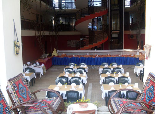 Ресторан отеля Kaftans Hotel 3* (Кафтанс Отель 3*) Фото отеля Kaftans Hotel 3* (Кафтанс Отель 3*)