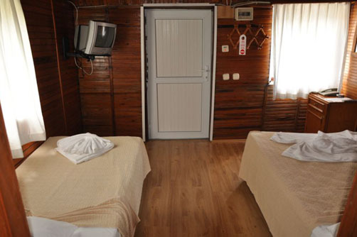 Номер в бунгало отеля Imeros Hotel 3* (Имерос Отель 3*) Фото отеля Imeros Hotel 3* (Имерос Отель 3*)