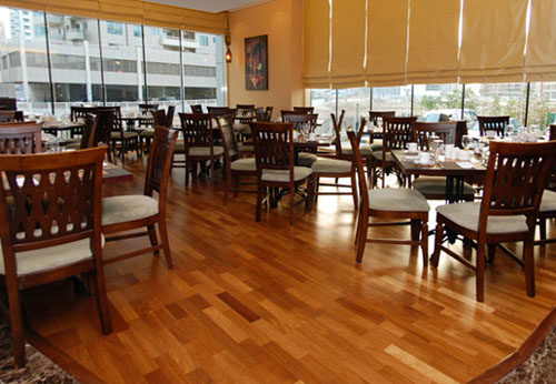 Ресторан отеля First Central Hotel Apartments 4* (Фест Централ Отель Апартментс 4*) Фото отеля First Central Hotel Apartments 4* (Фест Централ Отель Апартментс 4*)
