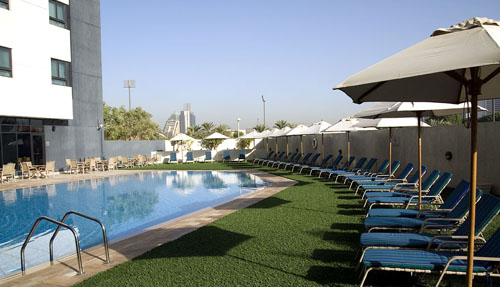 Бассейн отеля Arabian Park Hotel 3* (Арабиан Парк Отель 3*) Фото отеля Arabian Park Hotel 3* (Арабиан Парк Отель 3*)