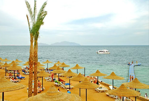 Пляж отеля Verginia Sharm Resort 4* (Вирджиния Шарм Резорт 4*) Фото отеля Verginia Sharm Resort 4* (Вирджиния Шарм Резорт 4*)
